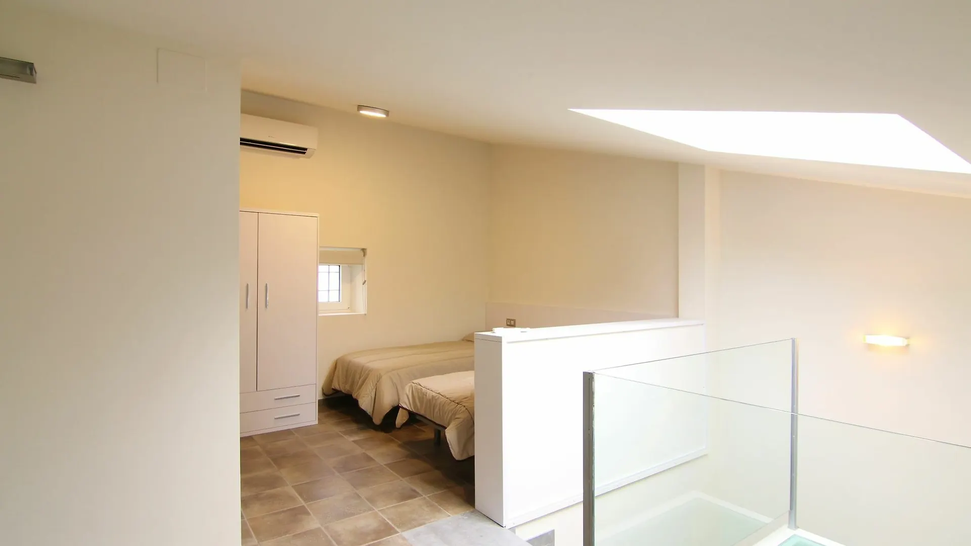 Duplex Moderno Apartamento Girona 0*,